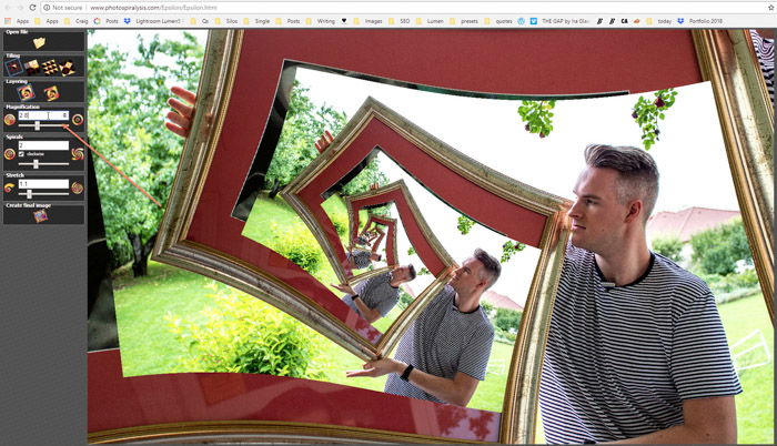 Screenshot of image placement on Photospiralysis to create a droste effect photo