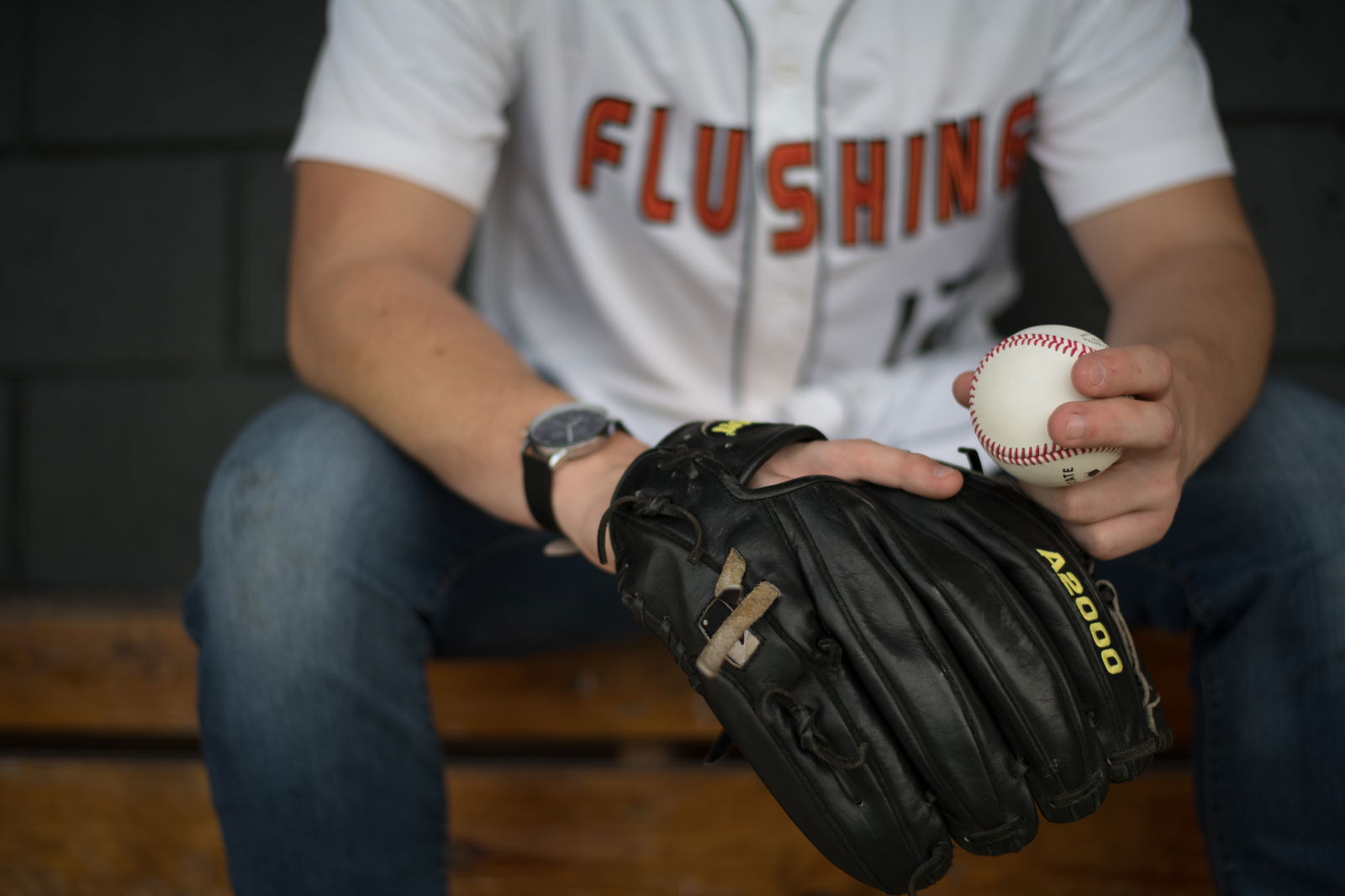 Example of using a baseball glove and ball for a relaxed pose