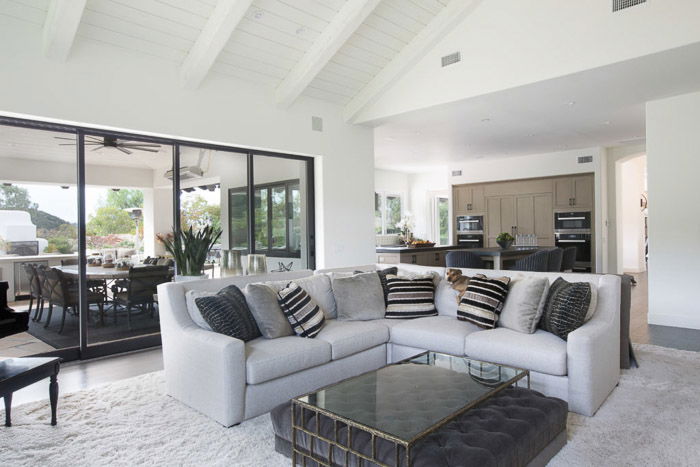 Bright and airy photo of an interior of a living room