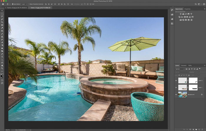 A screenshot showing how to use the Photoshop warp tool for real estate photography 