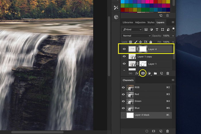 How to add waterfall effect in Photoshop - add layer mask