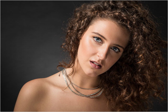 beautiful portrait of a female model - short and broad lighting techniques