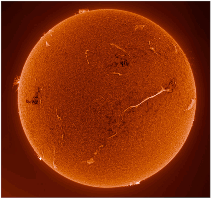 The Sun in H-alpha. 