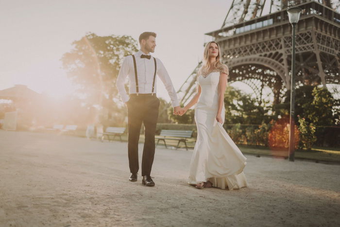 a dreamy outdoor wedding portrait shot with the Profoto b10 flash