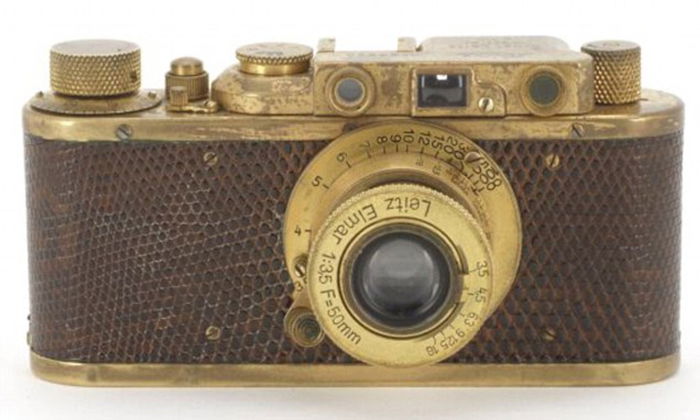 Gold-Plated Leica Luxus II camera