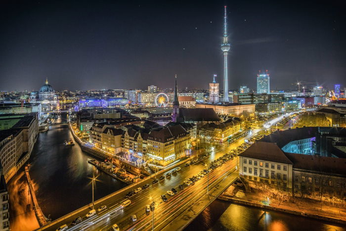 Aerial photography of a sprawling cityscape at night