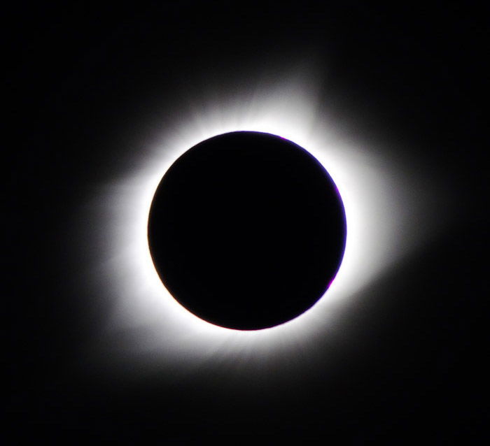 photo of the total solar eclipse