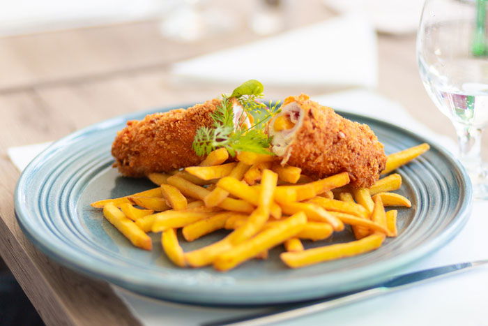 A plate of chicken and chips