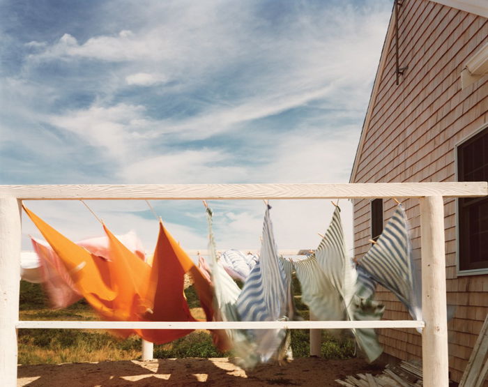 Photo of the clothes line by Joel Meyerowitz