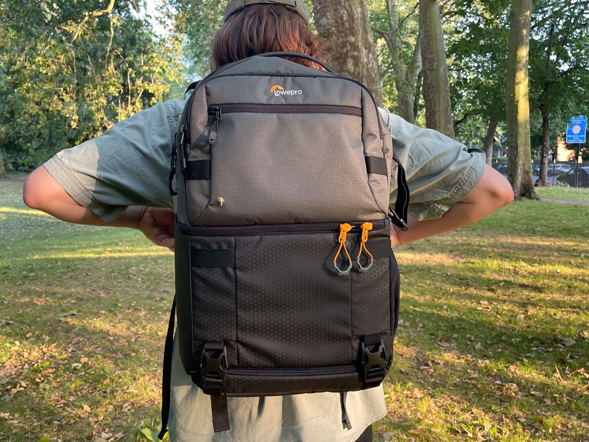 lowepro fastpack pro bp 250 aw iii